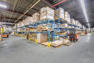 9145 Rue Boivin, Montréal, QC for sale Interior Photo- Image 2 of 24