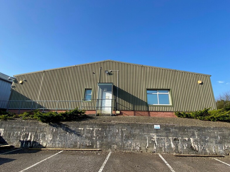 New Rd, Hengoed for lease - Building Photo - Image 2 of 5