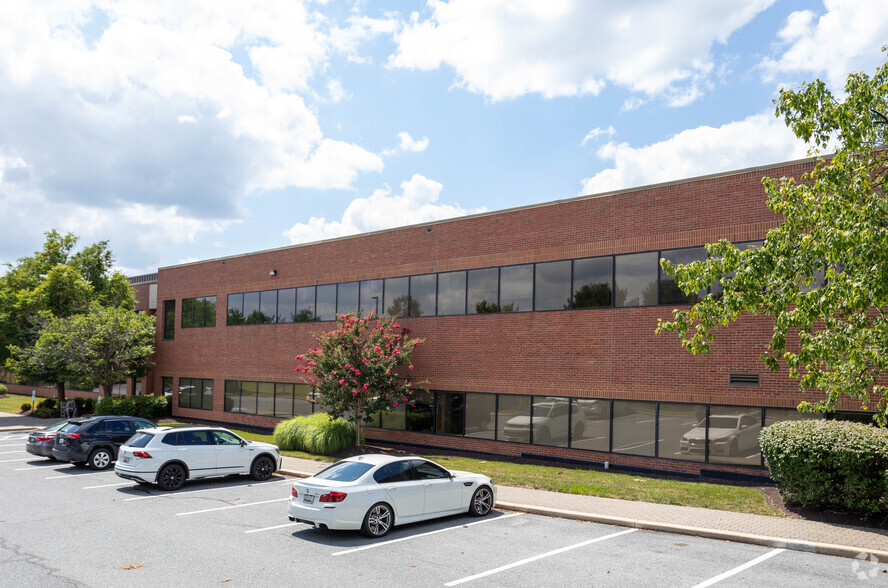 7125 Thomas Edison Dr, Columbia, MD for lease - Building Photo - Image 3 of 14