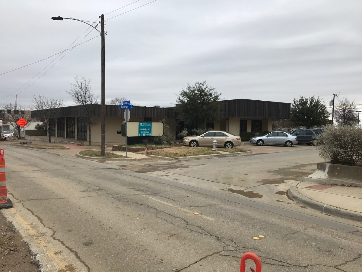 410 W Abram St, Arlington, TX 76010