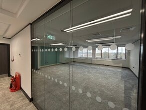 Earle St, Crewe for lease Interior Photo- Image 2 of 6