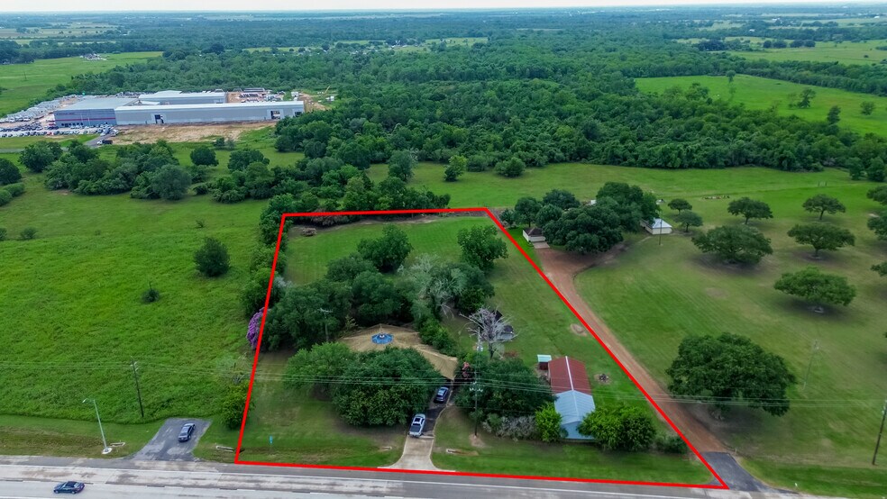 4579 SE I 10 Frontage Rd, Sealy, TX for sale - Primary Photo - Image 1 of 13