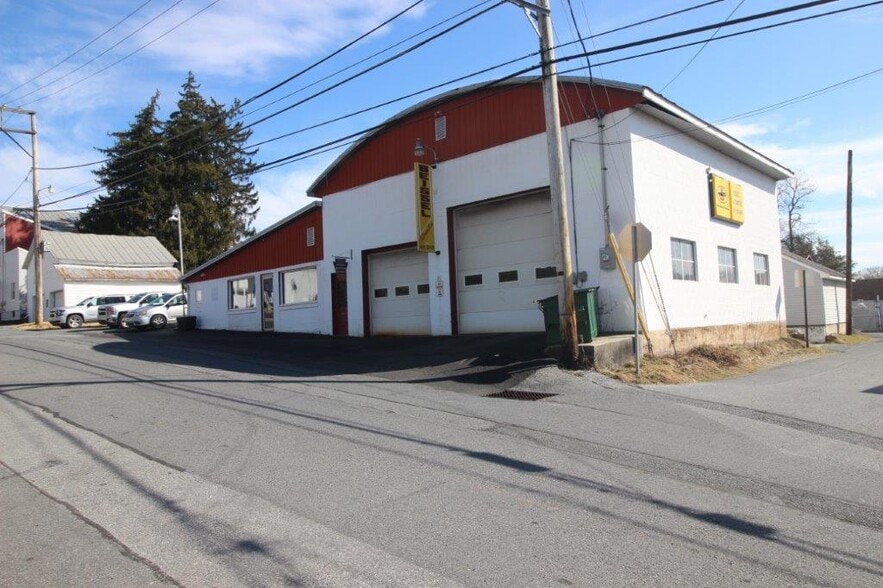 115 W 4th St, Bernville, PA 19506 115 W 4th Street