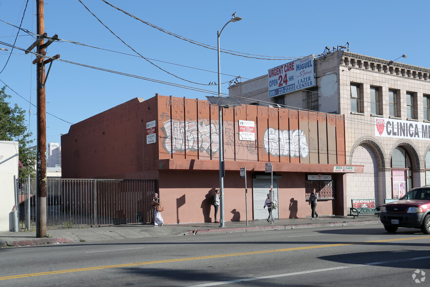 4705 E Santa Monica Blvd, Los Angeles, CA for sale - Primary Photo - Image 1 of 1