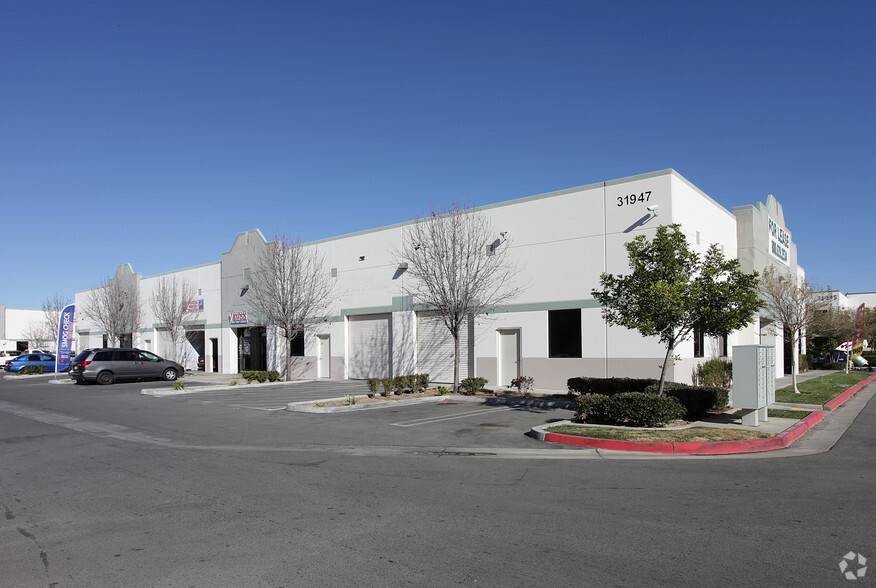 31947 Corydon Rd, Lake Elsinore, CA for lease - Building Photo - Image 2 of 2