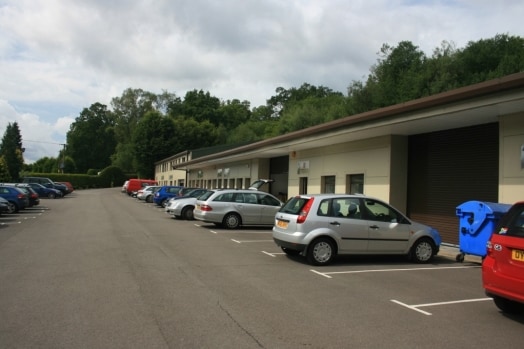 Monks Walk, Farnham for lease - Building Photo - Image 3 of 4