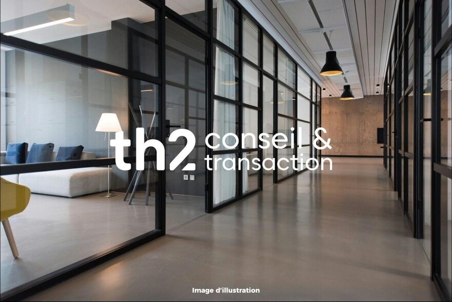 Office in Caen for sale - Interior Photo - Image 1 of 4