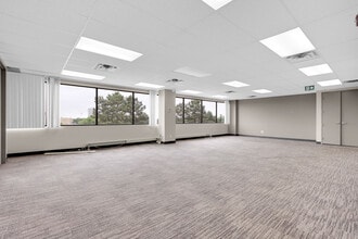 700 Dorval Dr, Oakville, ON for lease Interior Photo- Image 2 of 15