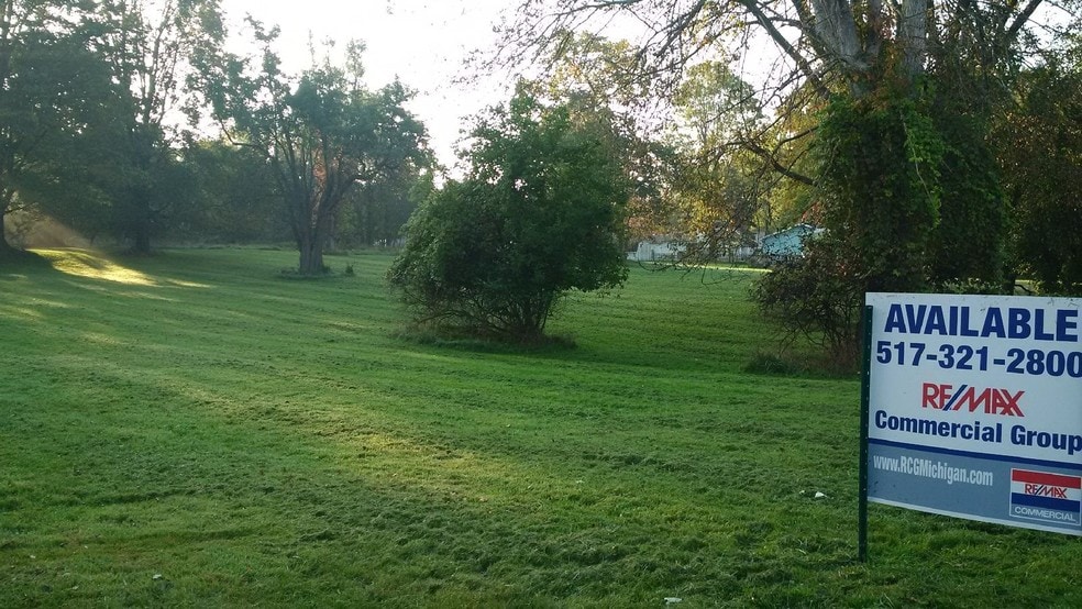 0 Aurelius Rd, Lansing, MI 48910
