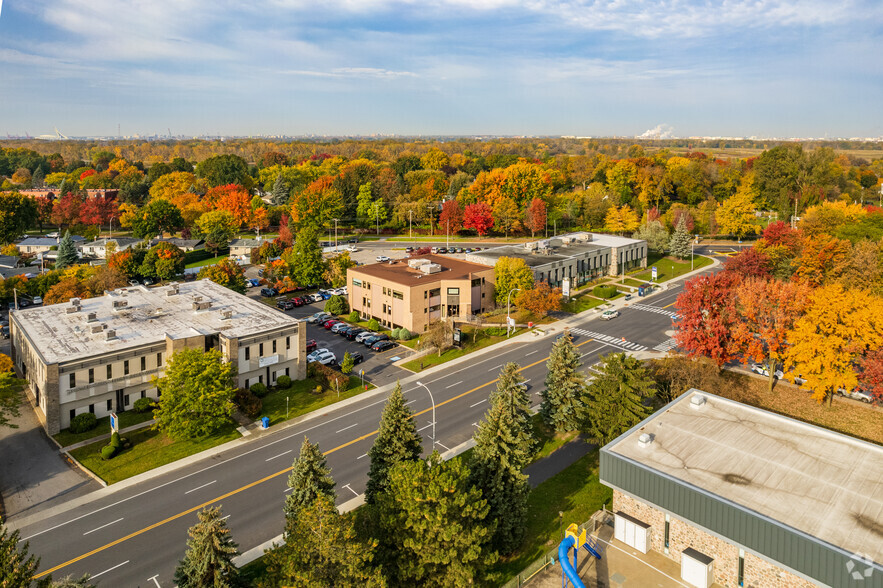 150 Boul De Montarville, Boucherville, QC for lease - Aerial - Image 2 of 4