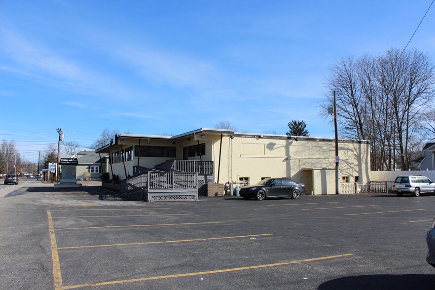 12 Pond St, Ashland, MA 01721