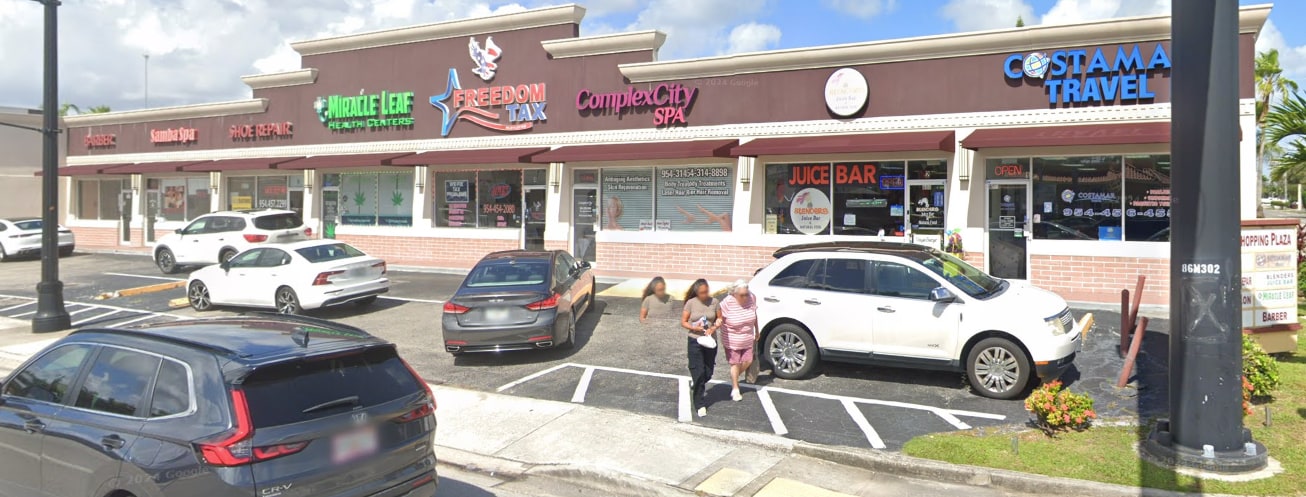 600 W Hallandale Beach Blvd, Hallandale, FL for lease Building Photo- Image 1 of 6