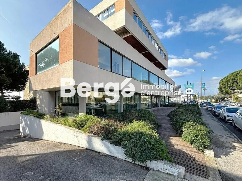 Office in Saint-Laurent-du-Var for lease - Building Photo - Image 1 of 22