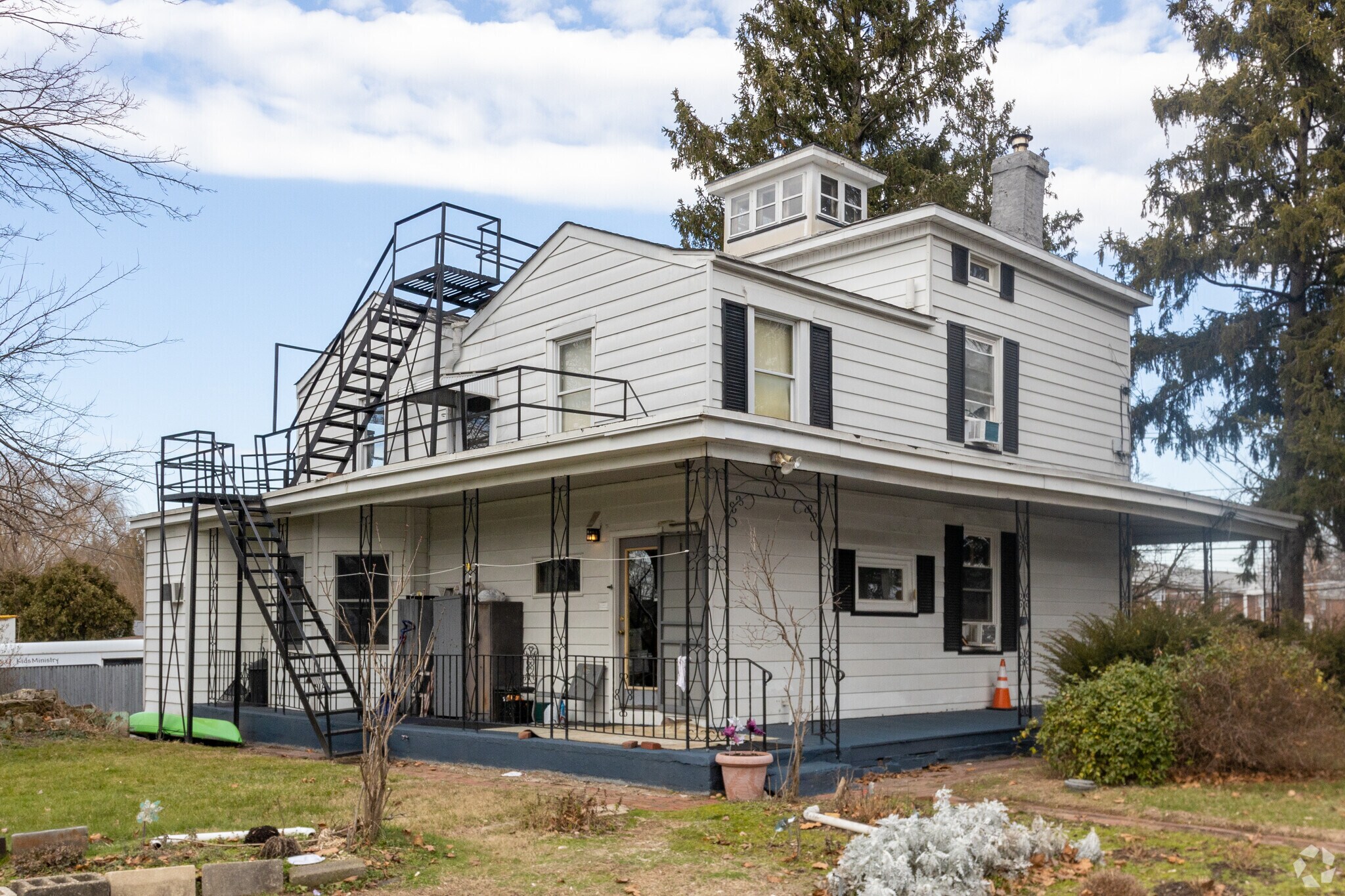 1445 Nottingham Way, Hamilton, NJ for sale Primary Photo- Image 1 of 1