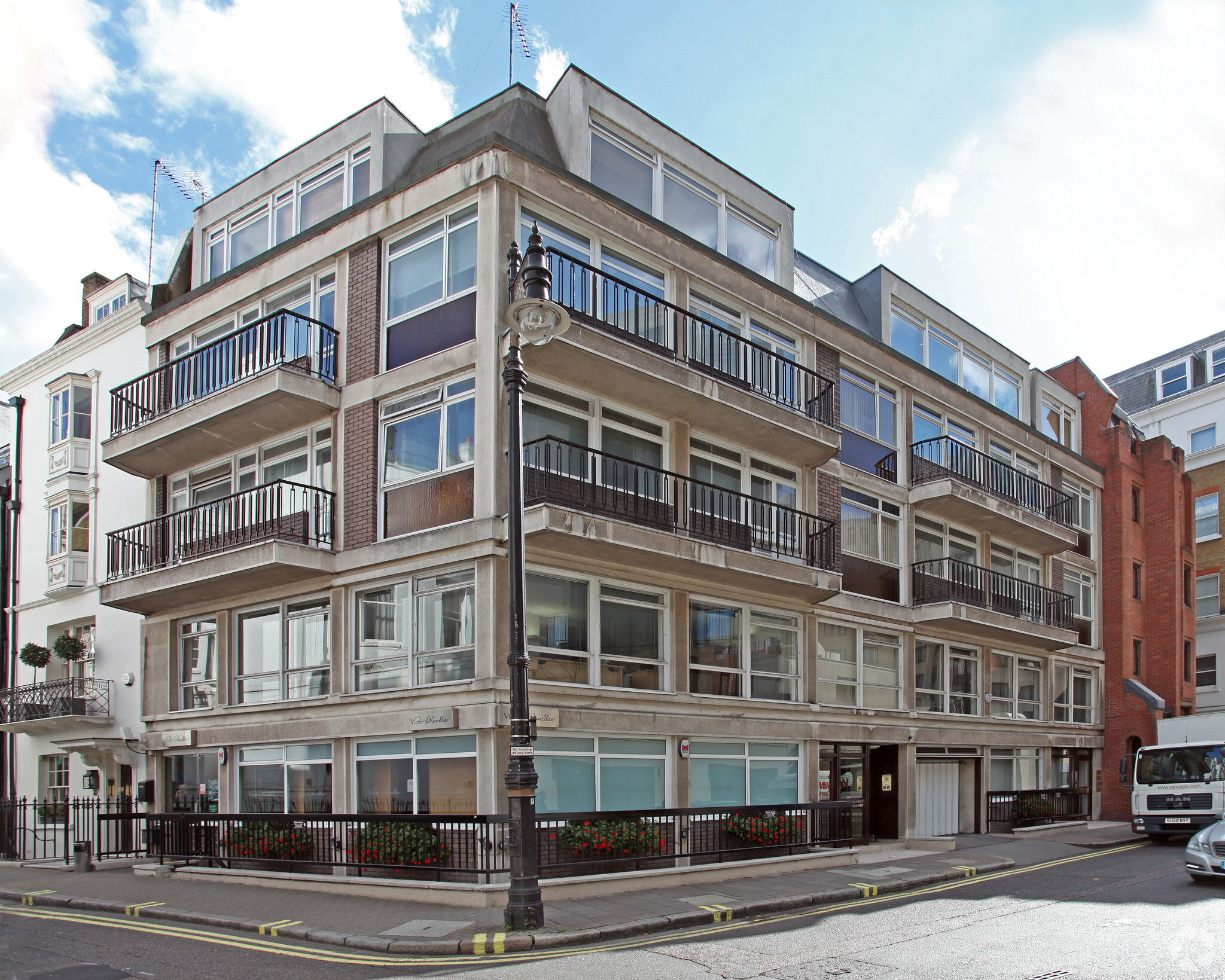 4-6 Deanery St, London for lease Building Photo- Image 1 of 3