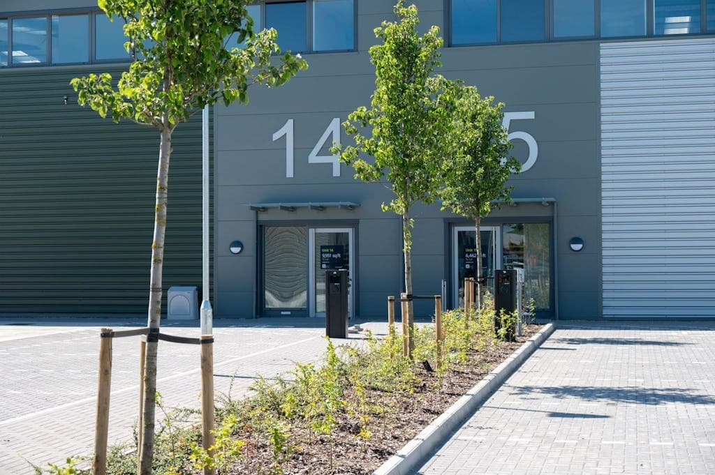 College Rd, Aylesbury for lease Building Photo- Image 1 of 9