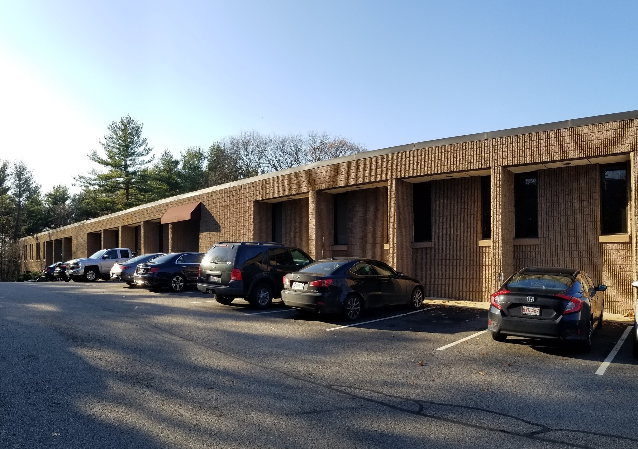 318-320 Bear Hill Rd, Waltham, MA for lease Building Photo- Image 1 of 4
