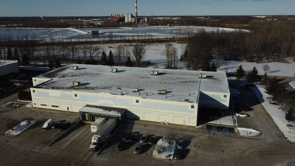 7977 Centerline Dr, Dimondale, MI for lease - Building Photo - Image 3 of 3