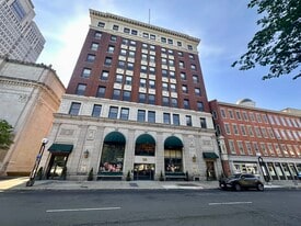 129 Church St, New Haven CT - Pub