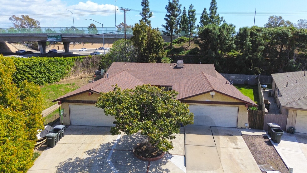 2032 E Stearns Ave, Orange, CA for sale - Building Photo - Image 2 of 4