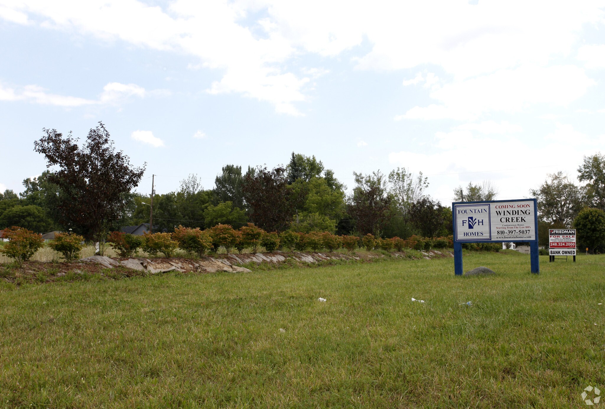 S Center Rd, Burton, MI for sale Primary Photo- Image 1 of 1