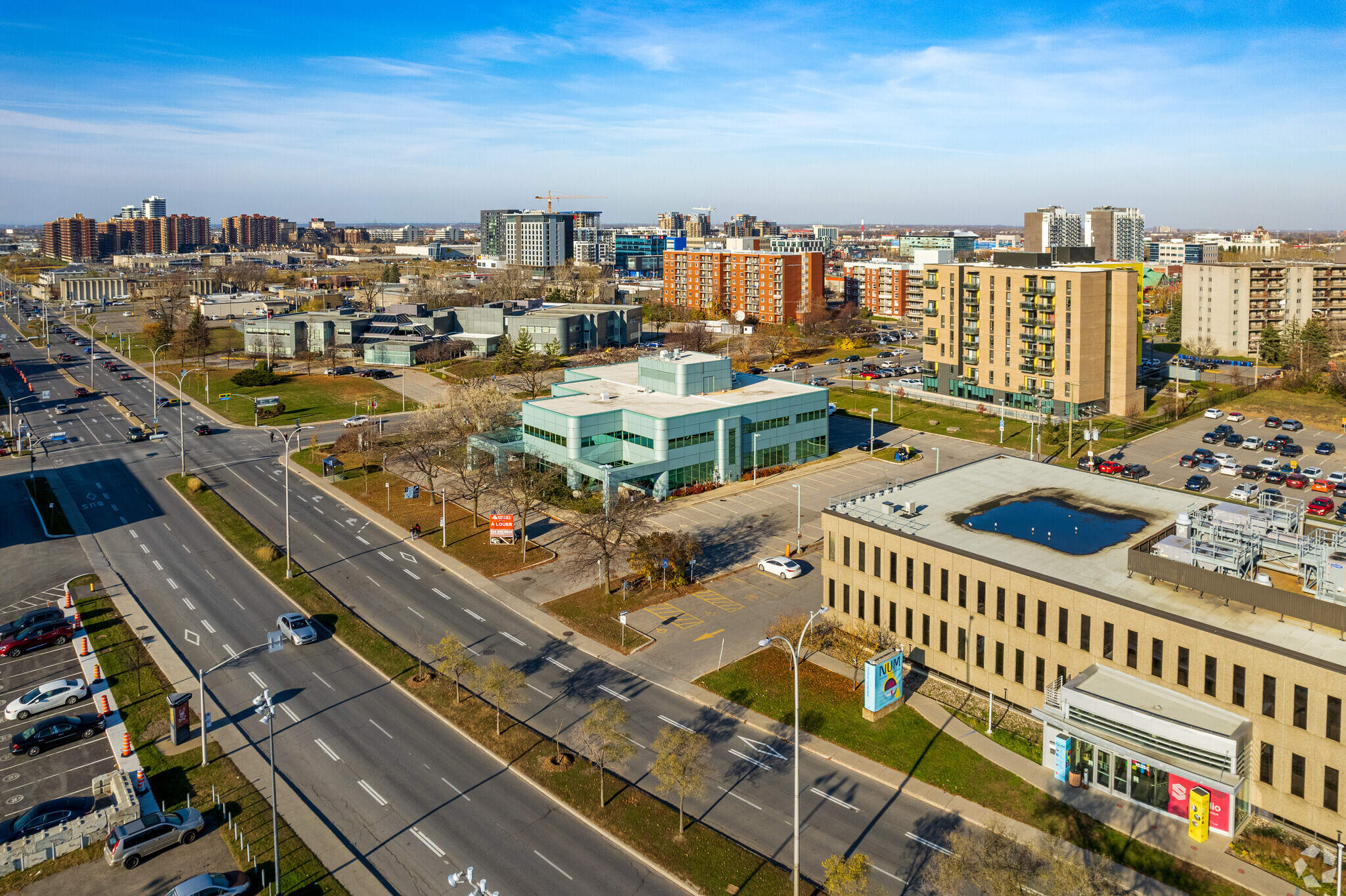 1555 Boul Chomedey, Laval, QC H7V 3Z1 - Office for Lease | LoopNet