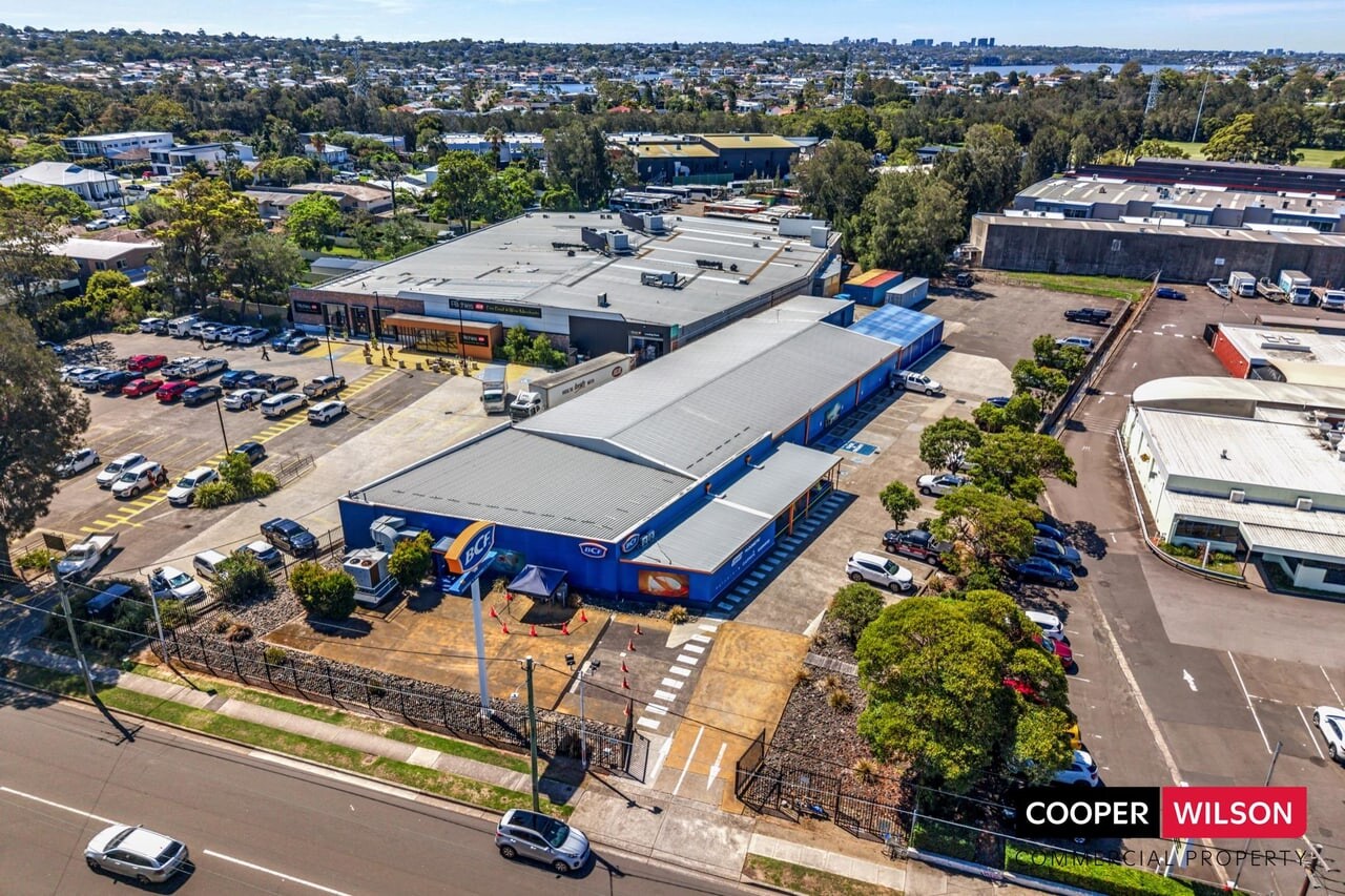 119-121 Parraweena Rd, Miranda for lease Primary Photo- Image 1 of 8