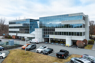 3 Edgewater Dr, Norwood, MA for lease Building Photo- Image 1 of 1