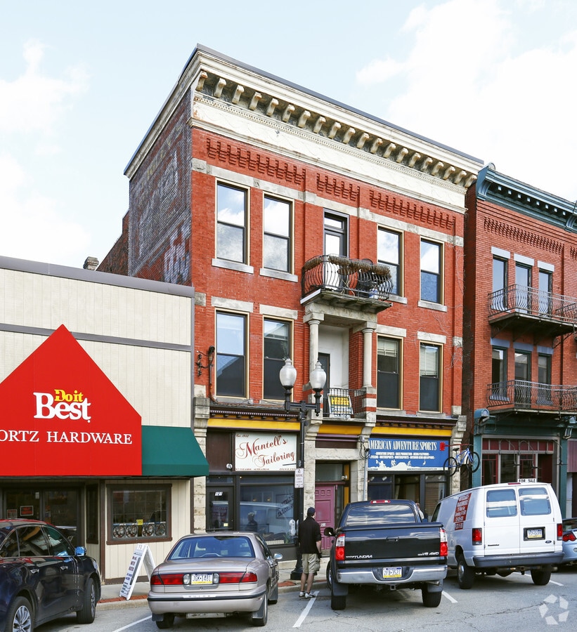 121125 S Pennsylvania Ave, Greensburg, PA 15601