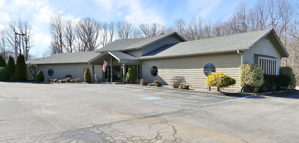 4730 Scruggs Rd, Moneta, VA for sale - Building Photo - Image 1 of 1