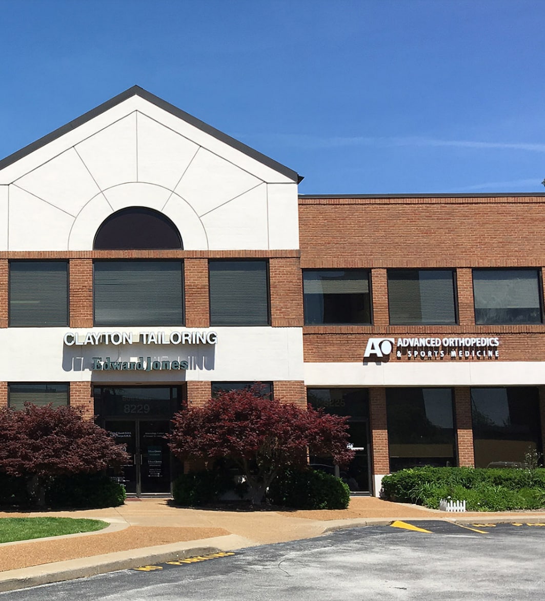 8225-8235 Clayton Rd, Richmond Heights, MO for sale Building Photo- Image 1 of 1