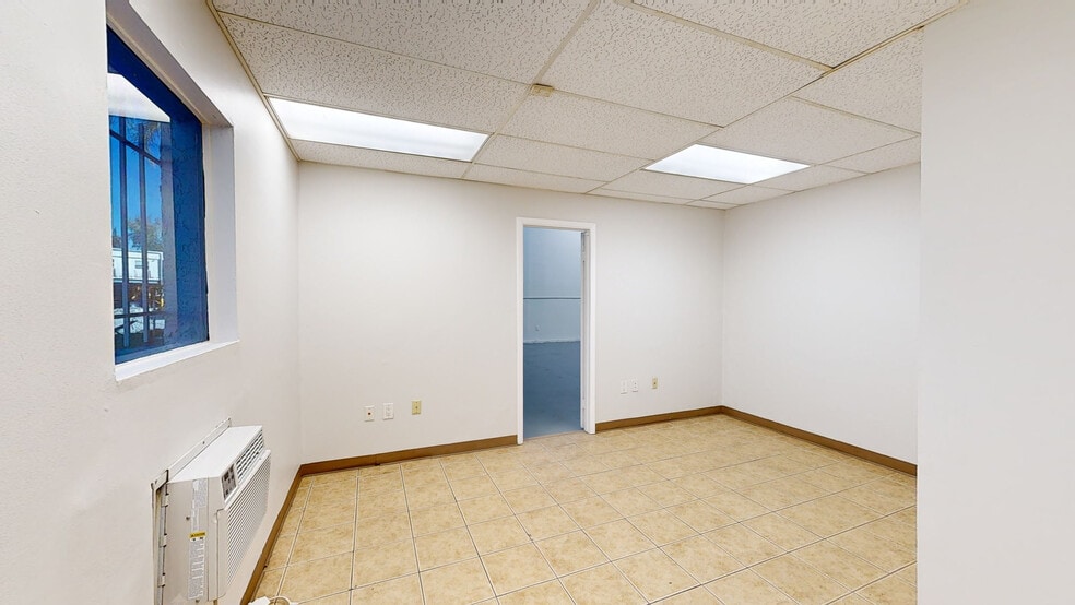 18227-18243 NE 4th Ct, Miami, FL for lease - Matterport 3D Scan - Image 2 of 17