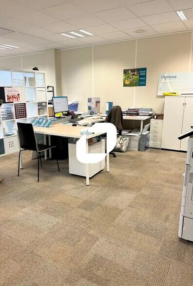 Office in Vertou for lease - Building Photo - Image 2 of 11