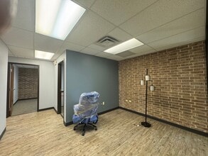 5700 N Portland Ave, Oklahoma City, OK for lease Interior Photo- Image 2 of 11