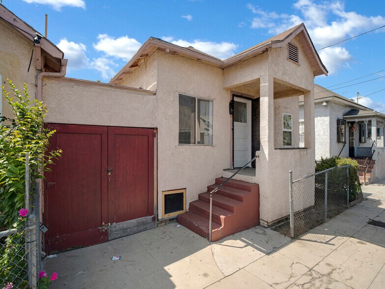 2201 Trinity St, Los Angeles, CA for sale - Building Photo - Image 3 of 18