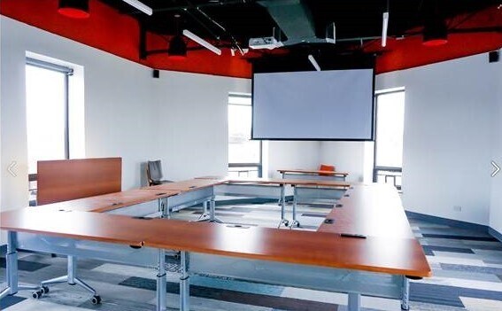 5400 S Pulaski Rd, Chicago, IL for lease - Interior Photo - Image 2 of 7