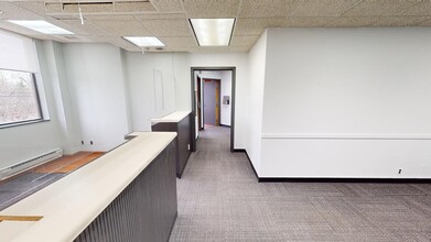 1220 Meadow Rd, Northbrook, IL for lease Interior Photo- Image 1 of 21