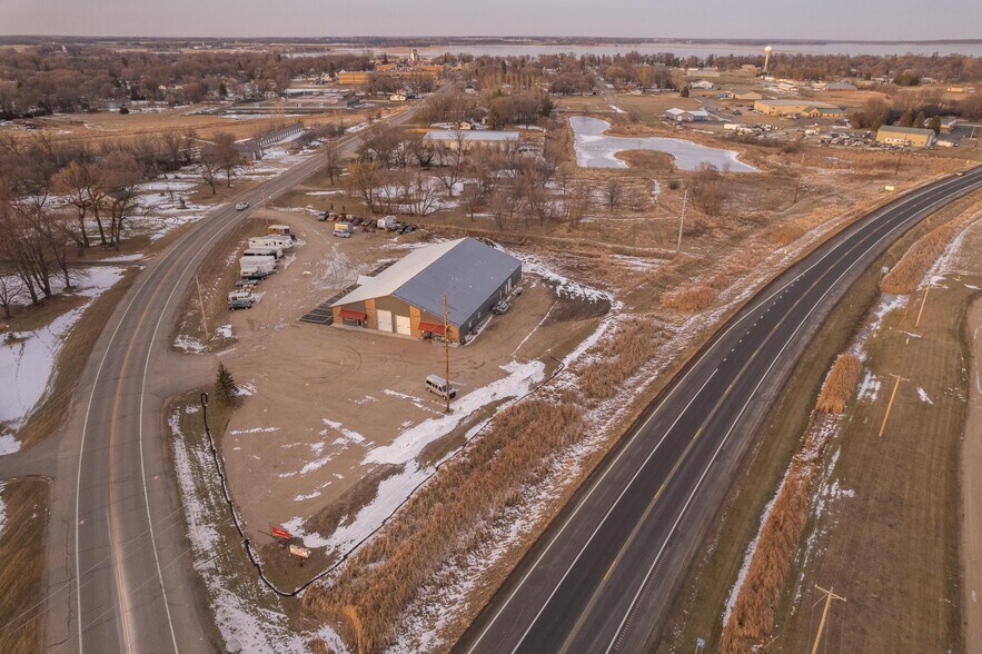 815 E 1st Ave, Osakis, MN for lease - Building Photo - Image 3 of 33