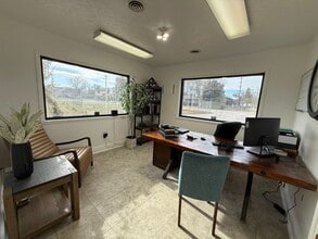 2815 River Road Dr, Waterloo, NE for lease Interior Photo- Image 1 of 4