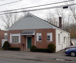 37 Kensington Rd, Berlin CT - Post Office