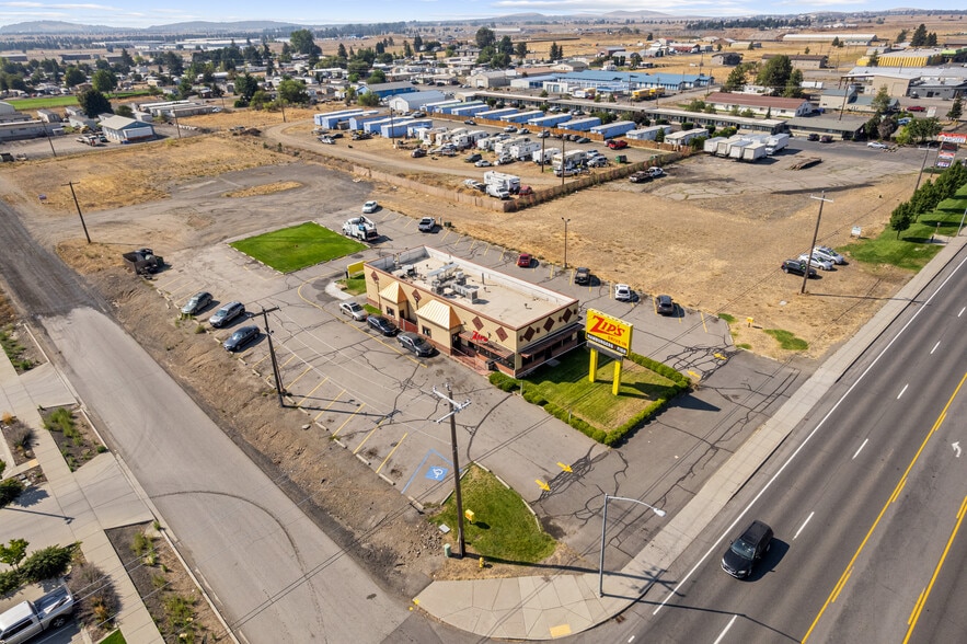 12421 Sunset Hwy, Airway Heights, WA for sale - Building Photo - Image 2 of 7