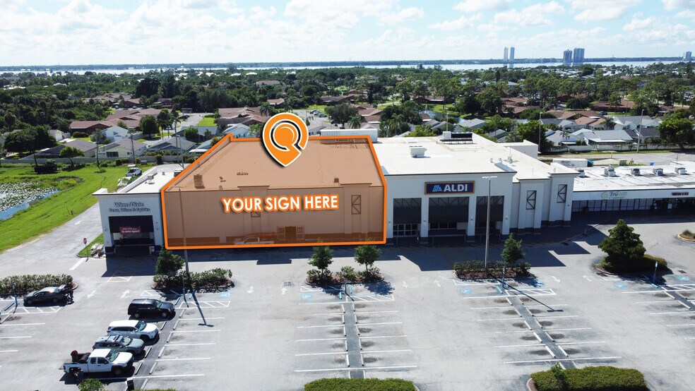 5660 Bayshore Rd, North Fort Myers, FL for lease - Building Photo - Image 1 of 3