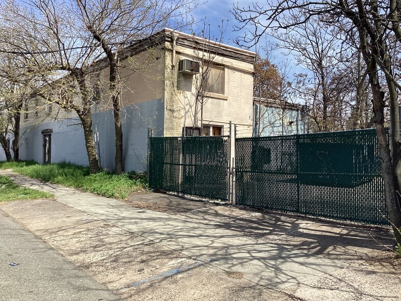 133-143 Pennsylvania Ave ave, Paterson, NJ for sale - Primary Photo - Image 1 of 8