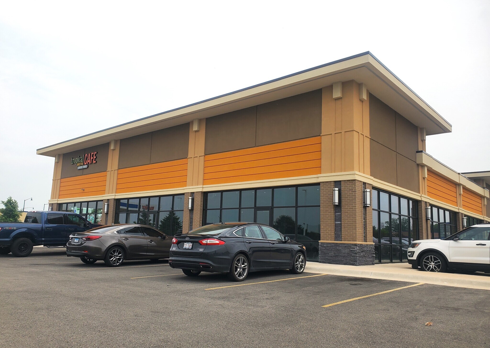 1998 McFarland Rd, Rockford, IL 61107 Retail for Lease