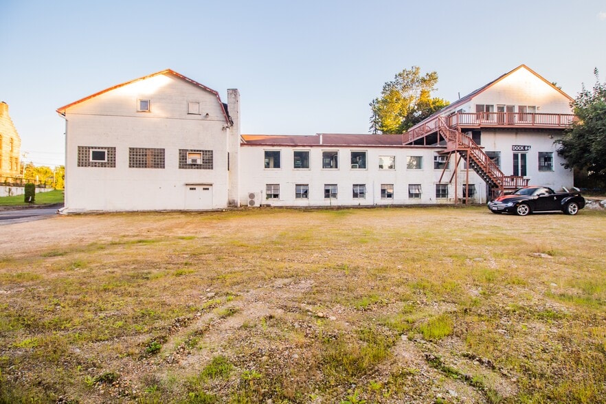 1150 Main St, Leicester, MA for lease - Primary Photo - Image 3 of 30