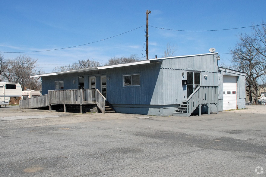 884 Blooming Grove Tpke, New Windsor Township, NY for sale - Primary Photo - Image 1 of 1