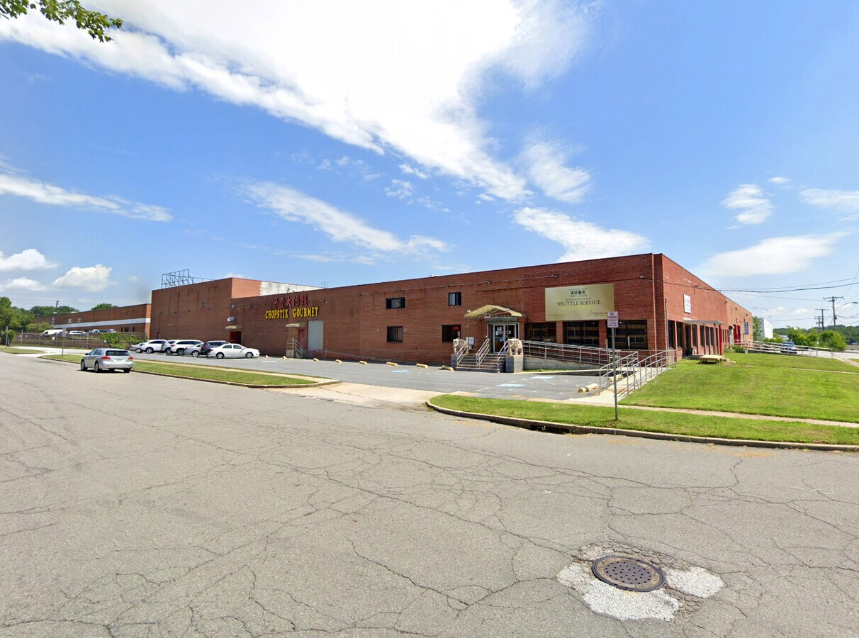 1201 67th St, Rosedale, MD 21237