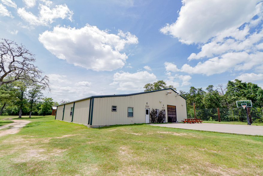 1443 Makinson Rd, West Point, TX 78963 - Camp Eternal | LoopNet