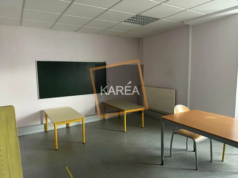 Office in Mareuil-lès-Meaux for lease - Interior Photo - Image 2 of 5