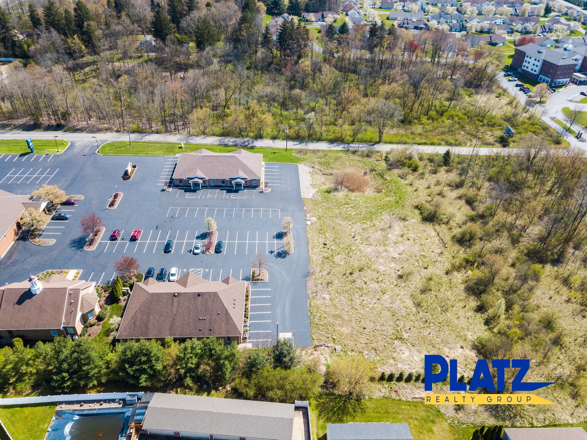 112 W Western Reserve Rd, Youngstown, OH for lease Building Photo- Image 1 of 8